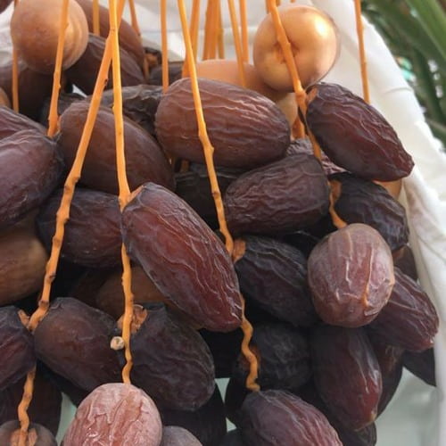 تصویر 1 از خرما پیارم اهواز دستچین شده با ظاهر کشیده و مجلسی